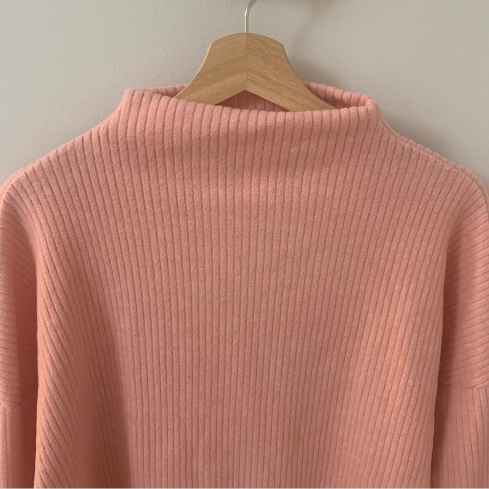 H&M sweater